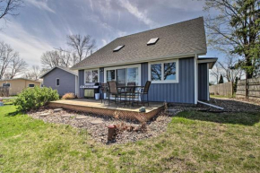 Authentic Cabin with Fire Pit on Roberds Lake!